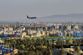 شهر تهران در آخرین روز از تعطیلات نوروز ۹۷ از فراز برج آزادی